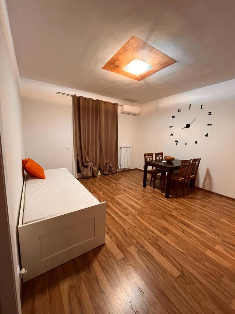 I Due Orologi Apartment Peschiera del Garda